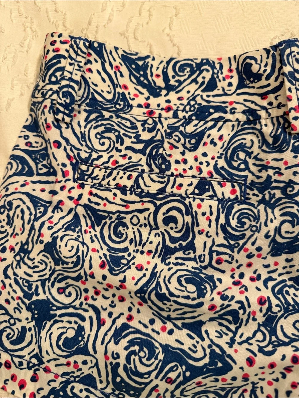 Lilly Pulitzer The Walsh Short in Indigo Star Crush Starfish Blue print - Picture 3 of 9